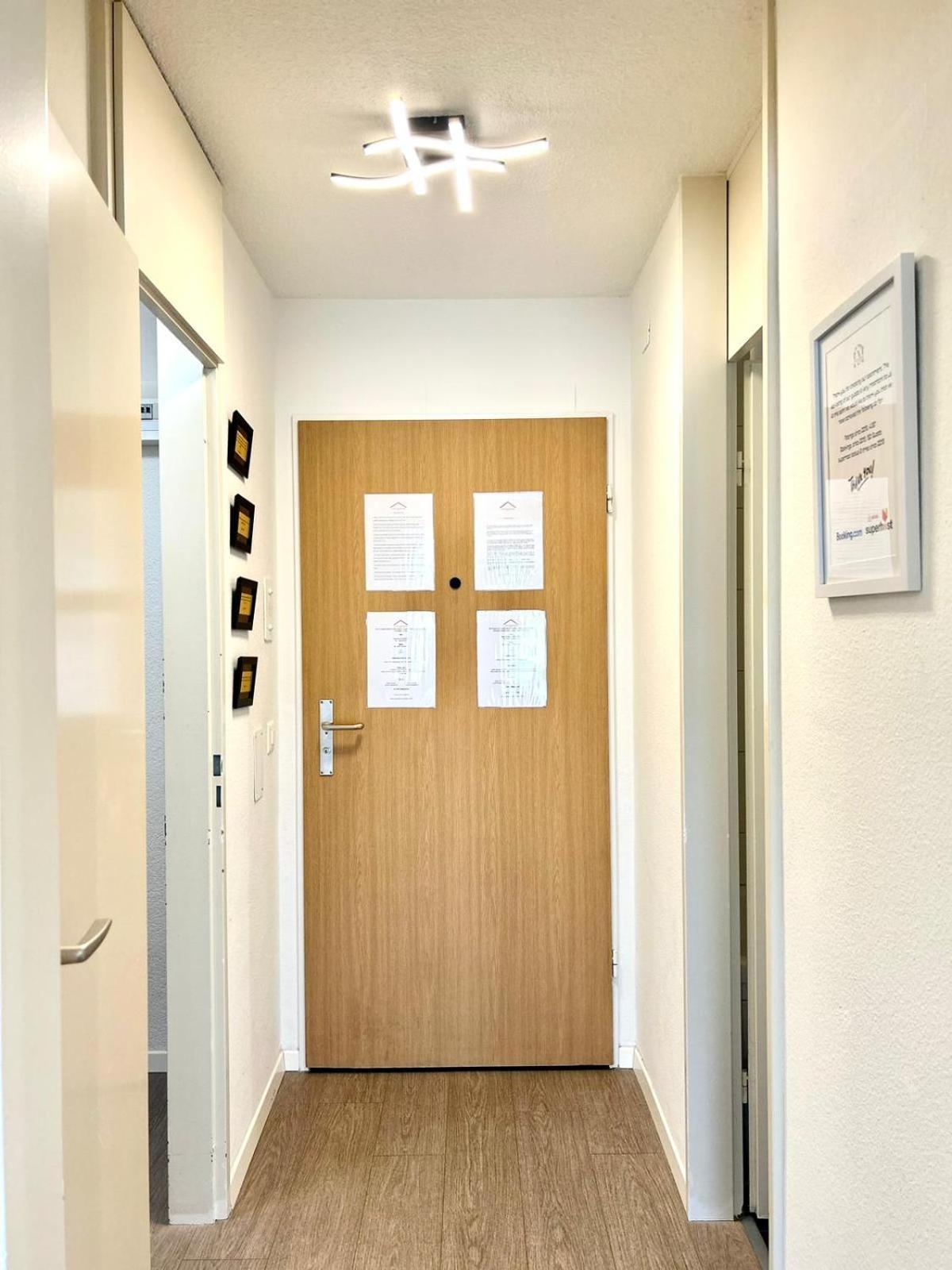 דירות דיטיקון Little Penthouse **** מראה חיצוני תמונה